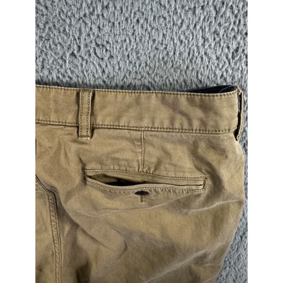 LL Bean Khaki‎ Pants Men 36 Standard Fit Straight Leg Preppy Business Casual - Picture 6 of 7